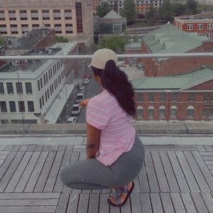 Meet your Posher, Laila